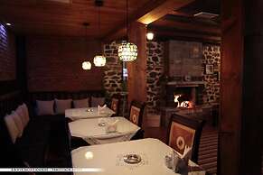 Guesthouse Bujtina Leon