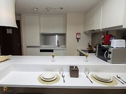 Paradise View Holiday Homes L.L.C.