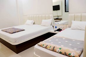 Hotel Gayatri Palace