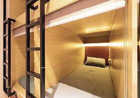 Next'House - Business Boulevard Hostel