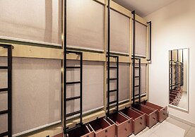 Next'House - Business Boulevard Hostel