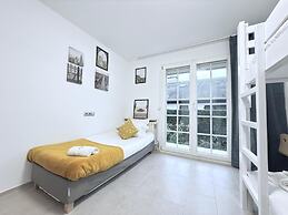 Spacious 4 bedrooms House