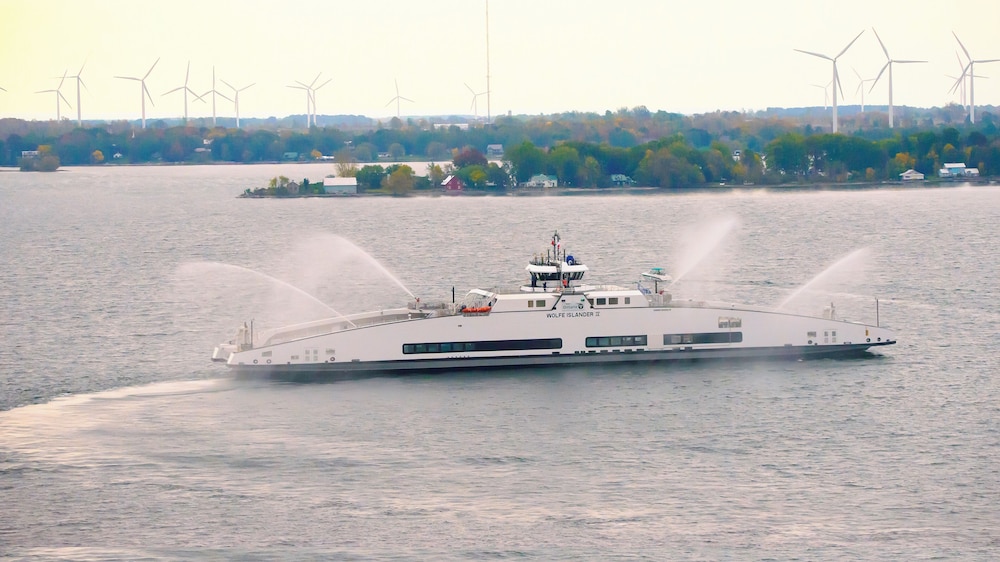 Hotel Wolfe Island