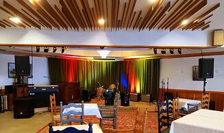 Hotel Wolfe Island