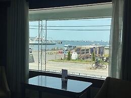Hotel Wolfe Island