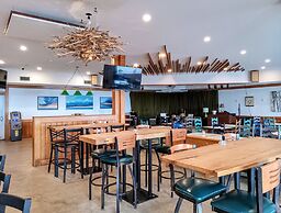 Hotel Wolfe Island