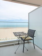 Beautiful Apartment With sea View