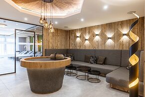 Pleasant Apartment With Shared Pool