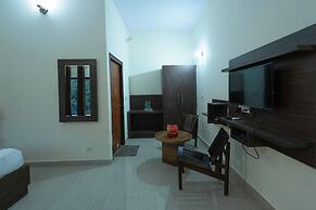 Corbett Evergreen Resort