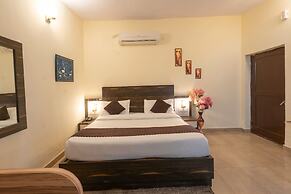 Corbett Evergreen Resort