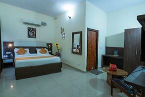 Corbett Evergreen Resort