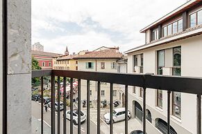 Elegant Apartment Near Duomo