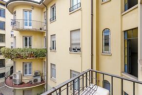 Elegant Apartment Near Duomo