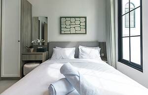Greenforest Anahata 4 Star Hotel
