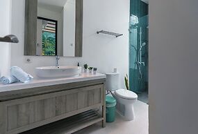 Greenforest Anahata 4 Star Hotel