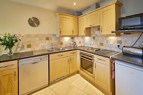 Host Stay Seal View