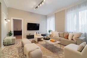 Loggia Luxe 5BR Living in Universitatii Area