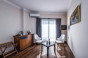 SH HOTEL