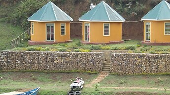Antique Cottages