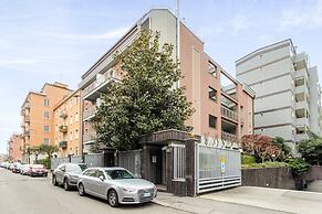 Studio With Gym Near Milan Metro