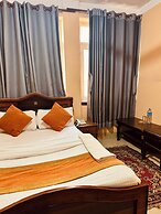 Om Mandakini Hotel