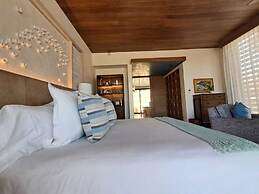 Sea Horizons