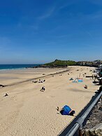 Uno Carbis Bay
