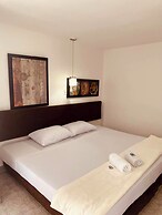 Hotel Armenia Lions