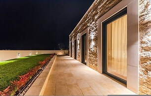 Jerina Mansion 6BR Villa With Private Pool