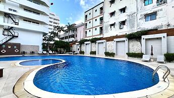 Heritage - Modern Studio Shared Pool, City Centre