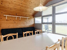 Sunny Cabin in Camping Resort