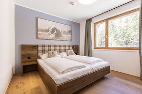 Amazing Lodge With Balcony