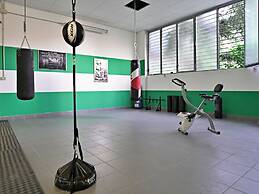 Apt for 4 With Gym, Bovisa Milan
