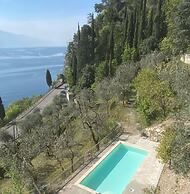 Apartment Villa in Limone Sul Garda