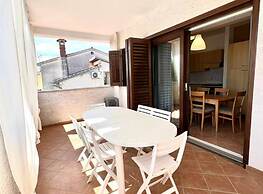 Charming Apartment With Garden