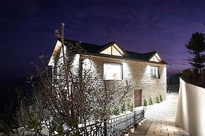Sunday Premium 5 BHK Villa Mihika, Shimla