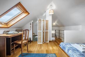 Villa Piedade by Homie