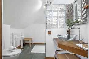 Villa Piedade by Homie