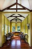Bagas Zakariah Orchard Lodge