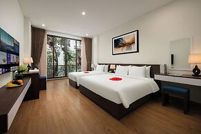 Queen Cafe Hotel