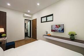 Queen Cafe Hotel