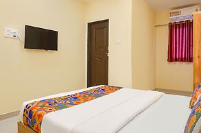 FabHotel New Falcon Inn