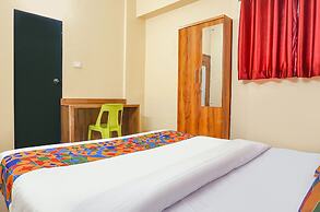 FabHotel New Falcon Inn