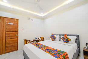 Fabhotel Ssr Ikon Suites