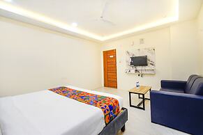 Fabhotel Ssr Ikon Suites