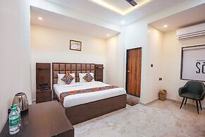 Fabhotel Sarja Sky