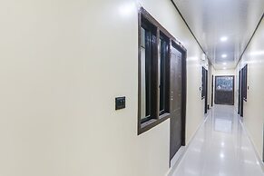 FabHotel Awadh Inn