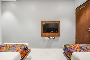 Fabhotel Powai Inn