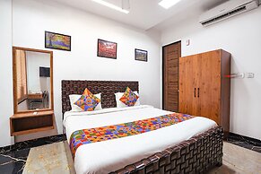 FabHotel VILLA DE BENARES