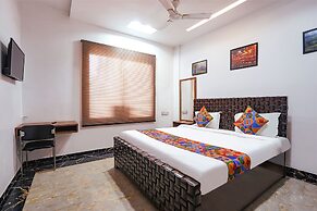 FabHotel VILLA DE BENARES